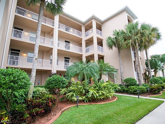 2nd image of 10453 Washingtonia Palm Way APT 3337