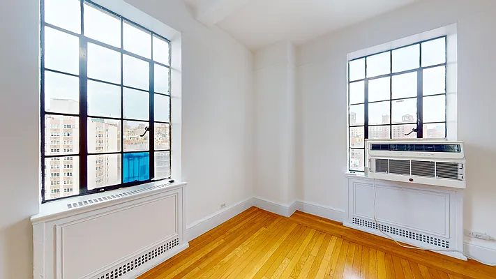 Rented by Bond New York | media 34