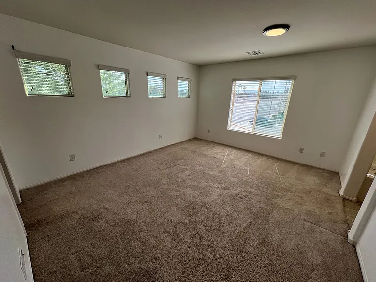 5693 Point Loma Ct — Photo 9
