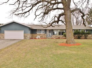 N4095 Twin Oaks Dr, Fond Du Lac, WI 54937