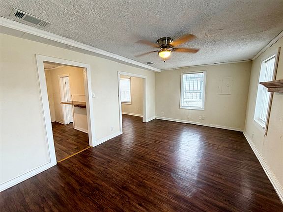 2nd image of 1140 Faulkner Ln