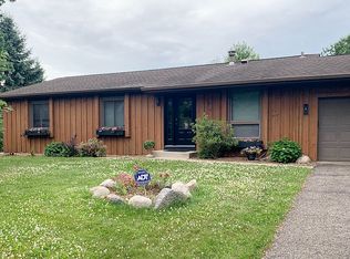 4772 Penkwe Cir, Eagan, MN 55122