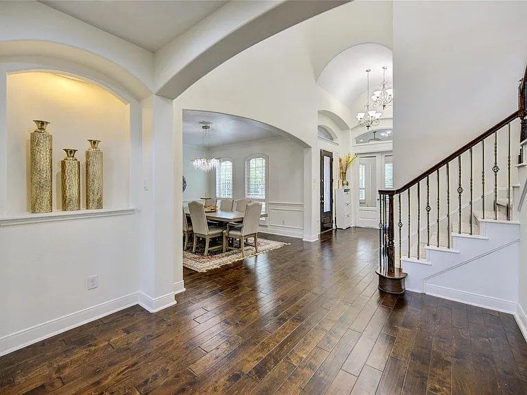 10702 Claythorne Ct — Photo 15