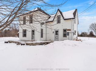 338 Burridge Rd E, South Frontenac, ON K0H 1T0
