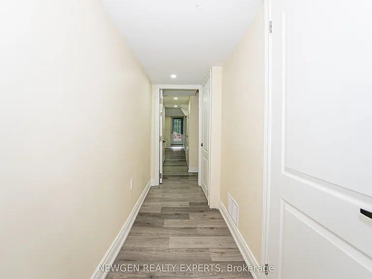 19 Boat St — Photo 19