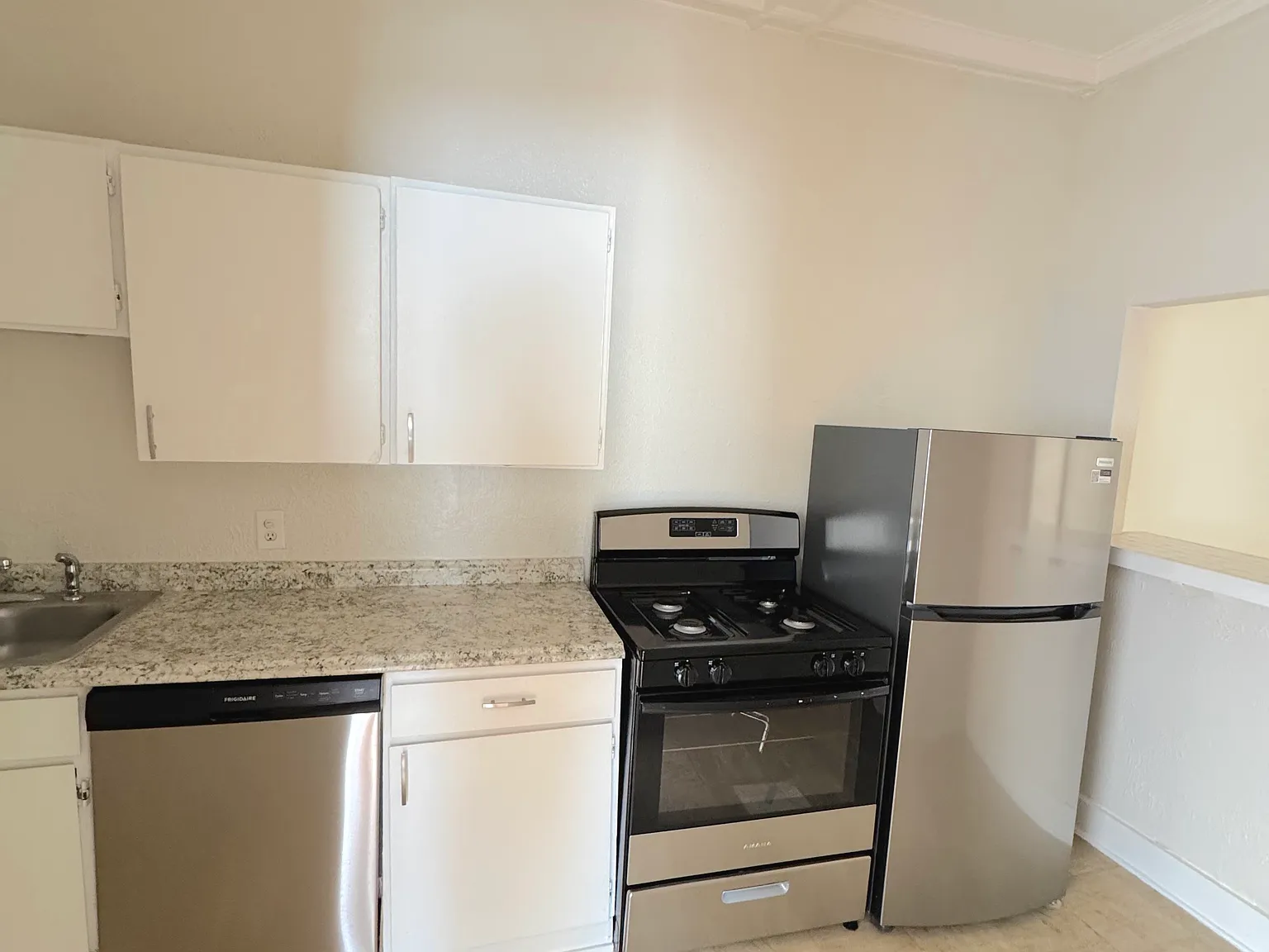 3928 Rawlins Street — Photo 3