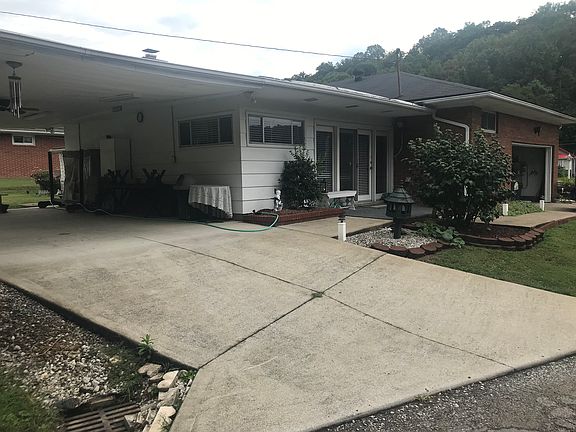 4th image of 1770 Campbell Dr