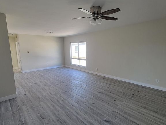 4th image of 23823 Audrey Ave APT D