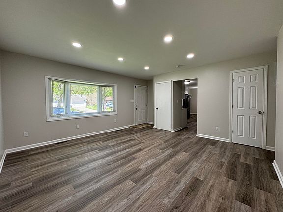 4th image of 2711 McAfee Dr