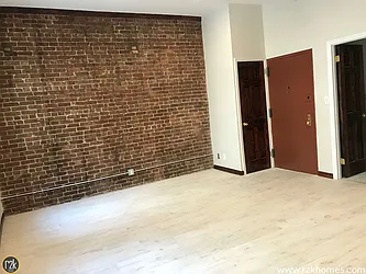 Rented by Realty 2000 Corp