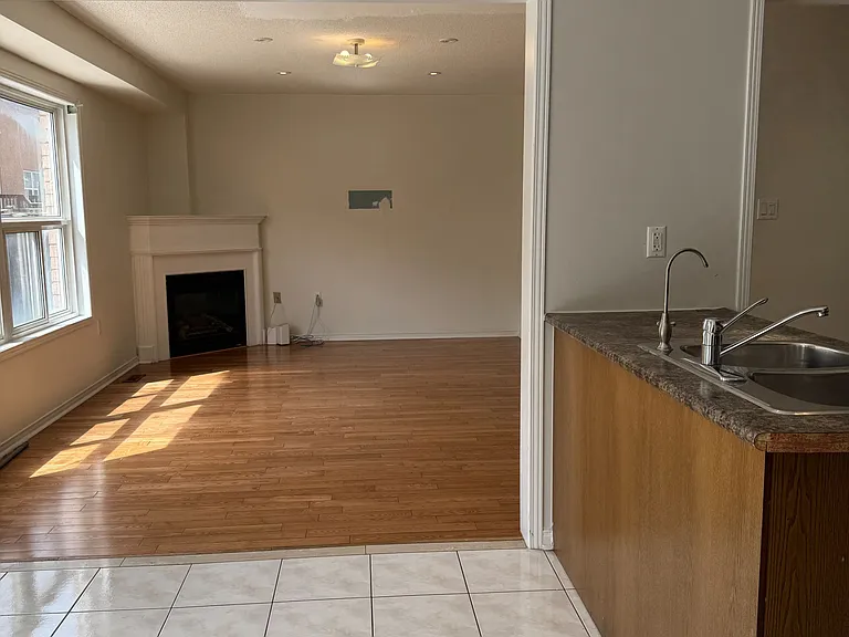 58 Brentcliff Dr #UPPER — Photo 25