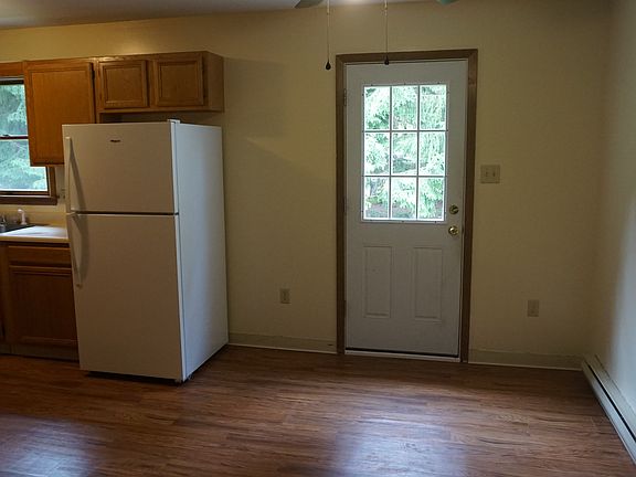 4th image of 311 Juniper Dr