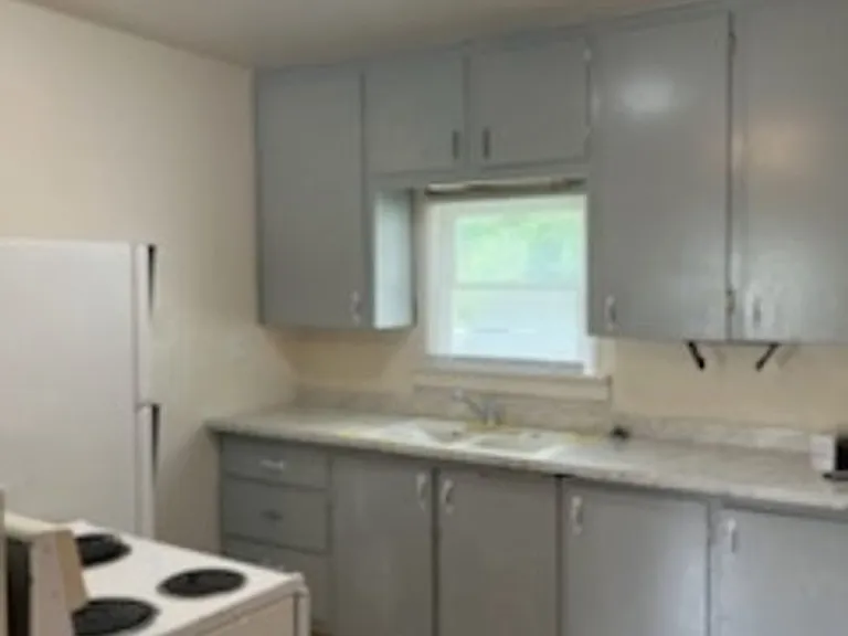 204 W Jefferson St — Photo 10
