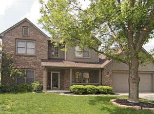 10746 Thistle Rdg, Fishers, IN 46038
