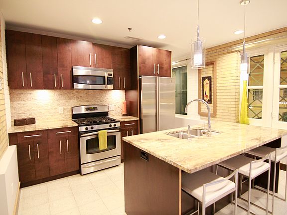 5th image of 214 4th St E Unit 234