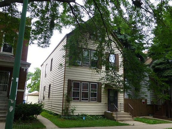3rd image of 2456 N Lorel Ave