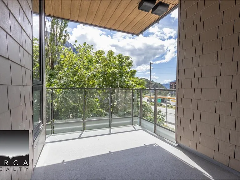 1500 Scott Cres #406 — Photo 4