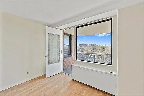 Sold by Exclusive Properties Sotheby's International Realty | media 41