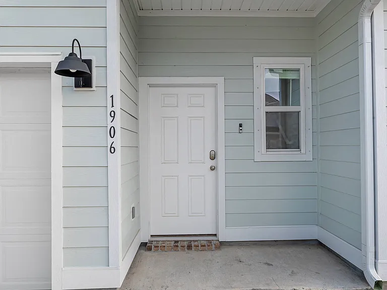 Indigo Townhomes — Photo 12