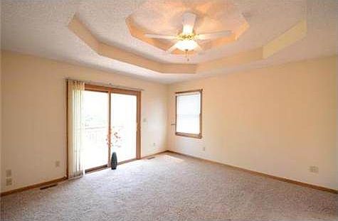 1st image of 668 NE Clubhouse Dr