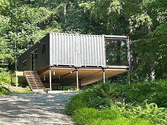 3rd image of 23 Reservoir Road