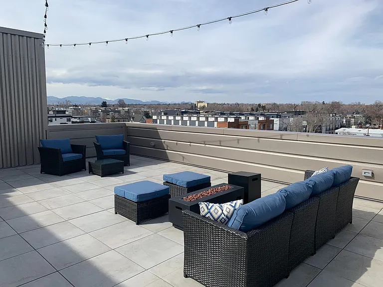 Mile High Apartments at Sloan's Lake — Photo 31
