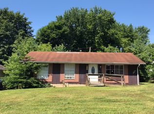 451 Oak St, Connersville, IN 47331