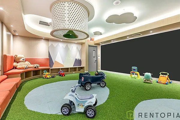 Rented by JCS Realty Group LLC | media 24