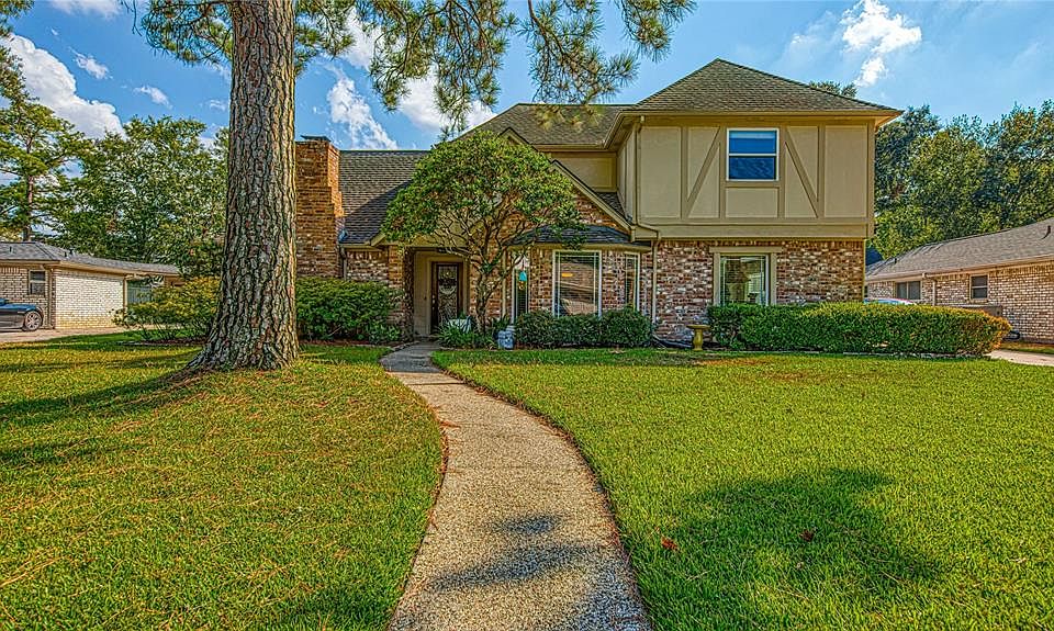 1st image of 11611 Leaning Pine Drive