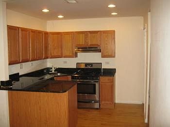 1st image of 5118 N Kenmore Ave #1