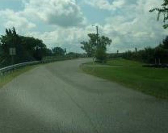 Exterior Neighborhood (street photo)