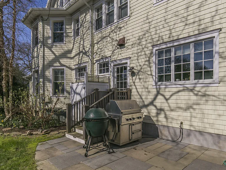 118 Madison Ave — Photo 35