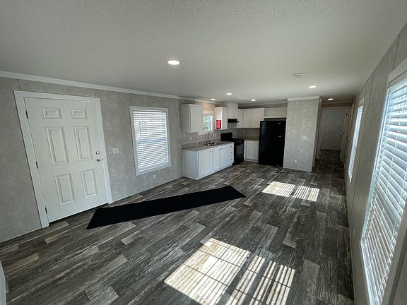 3rd image of 2955 Dekalb St Lot 9