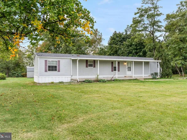 14037 Dry Run Rd, Clear Spring, MD 21722
