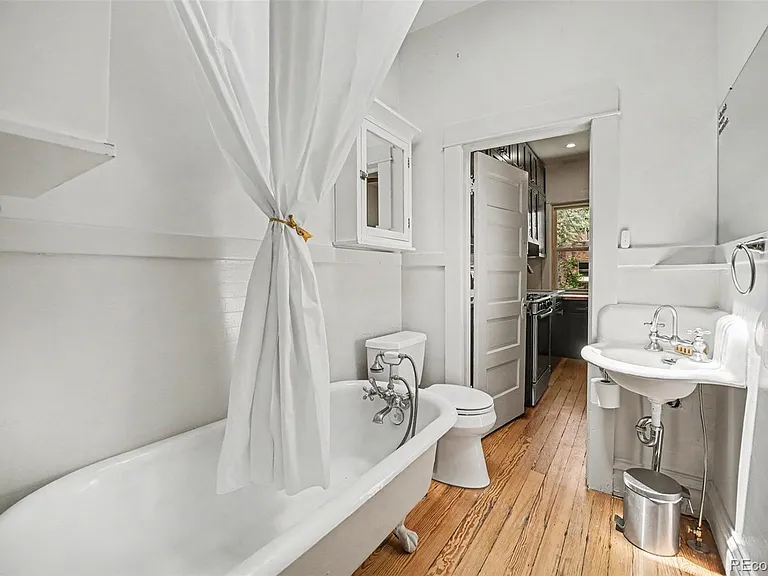 3427 Meade St — Photo 11