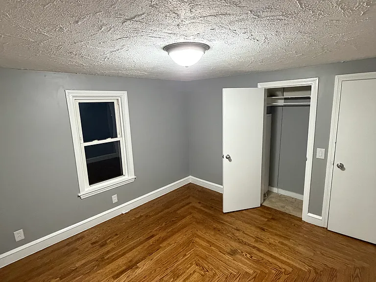 10 Sacramento St — Photo 10