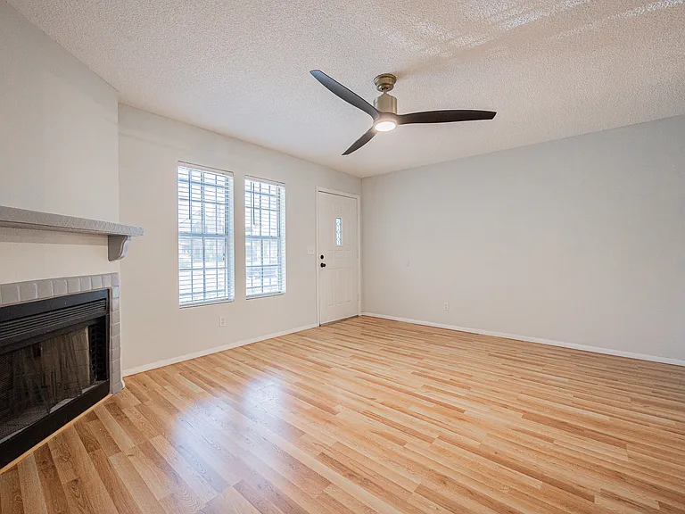 8111 W Wacker Rd #70 — Photo 4