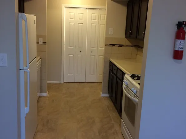 281 Alpine Way #B, Woodbridge, NJ 07095