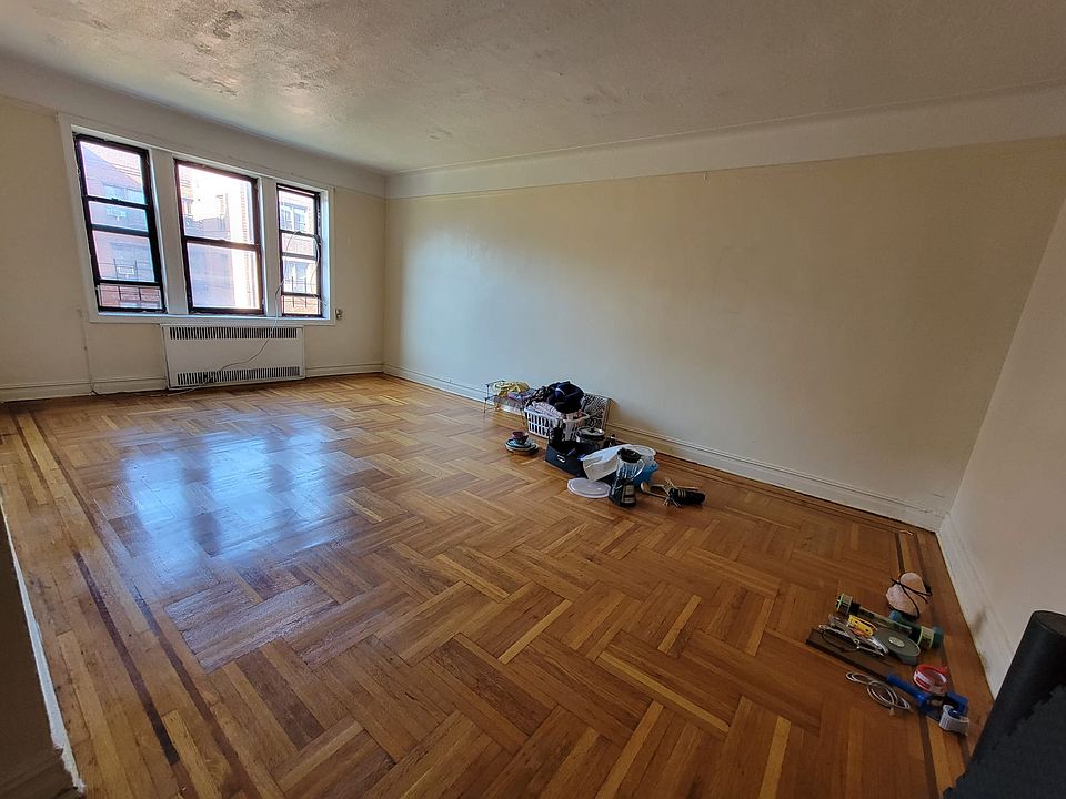 1st image of 115 E 21st St APT 5C