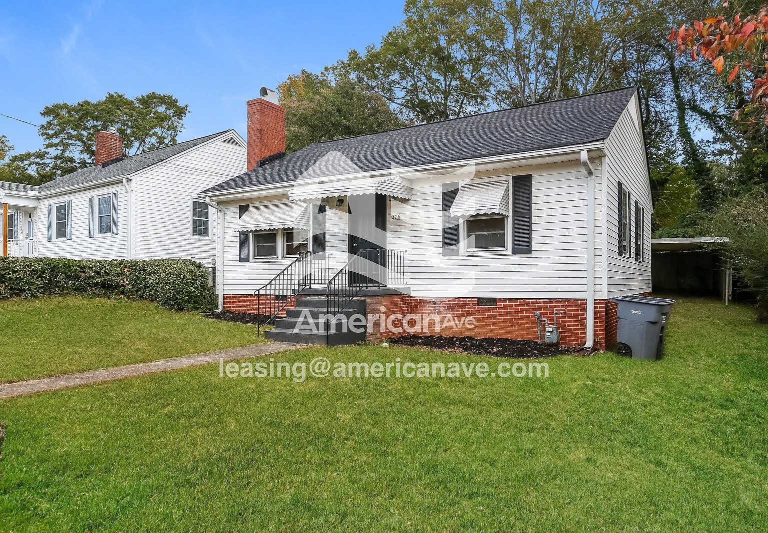 2 bed, 1.0 bath, 921 sqft, $1,020 — Photo 2
