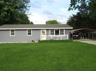 430 N 17th St, Hamilton, IL 62341