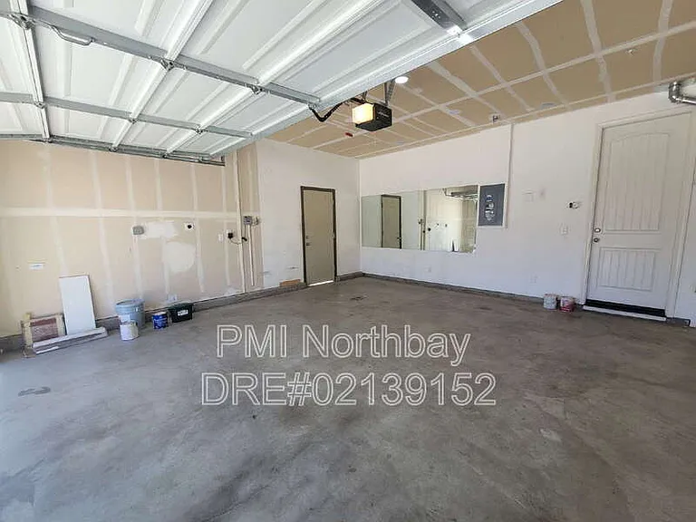 308 Aster St — Photo 29