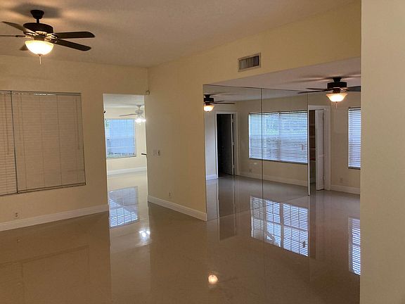 4th image of 1112 Wild Cherry Ln #1112