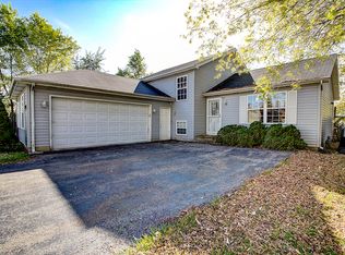 10055 W Ames Ave, Beach Park, IL 60099