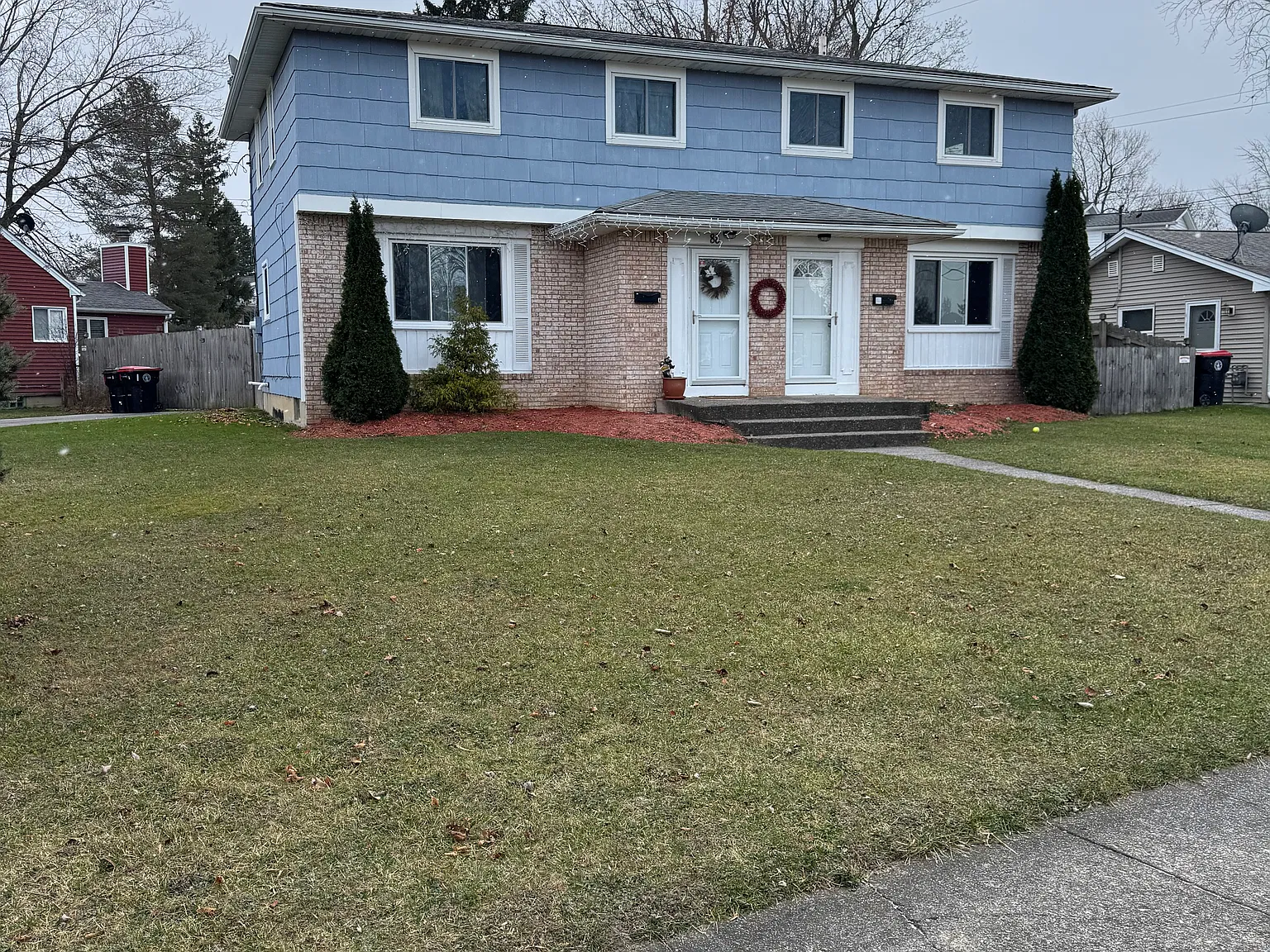 3 bed, 1425 sqft, $1,775 — Photo 1