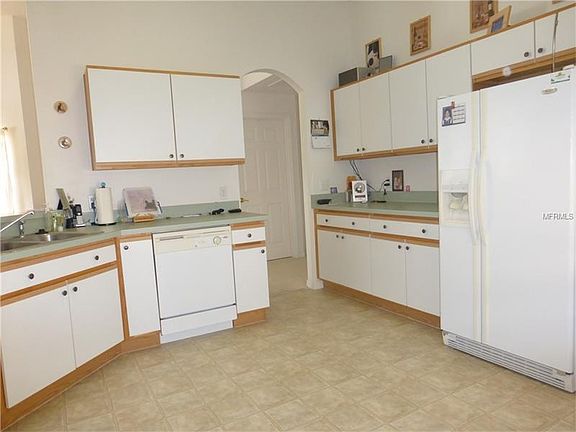 4th image of 293 Grand Canal Dr