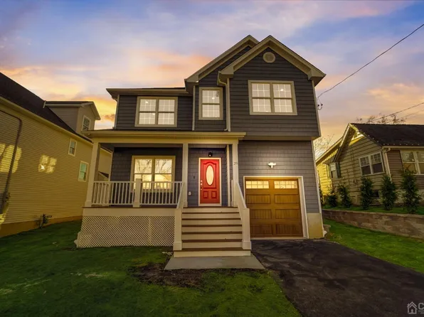 29 Iroquois Ave, Lake Hiawatha, NJ 07034