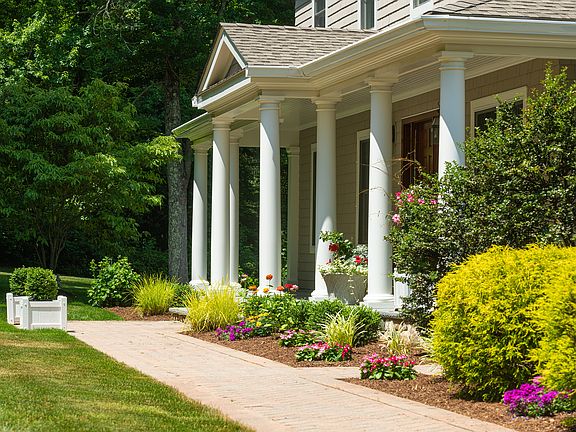 1381 Smith Ridge Road