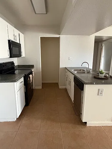 Floor plan 2 Bedrooms 2 Bath