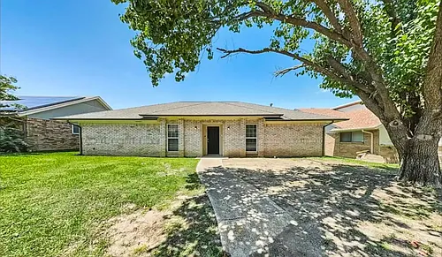 2312 Statler Dr Photo 1